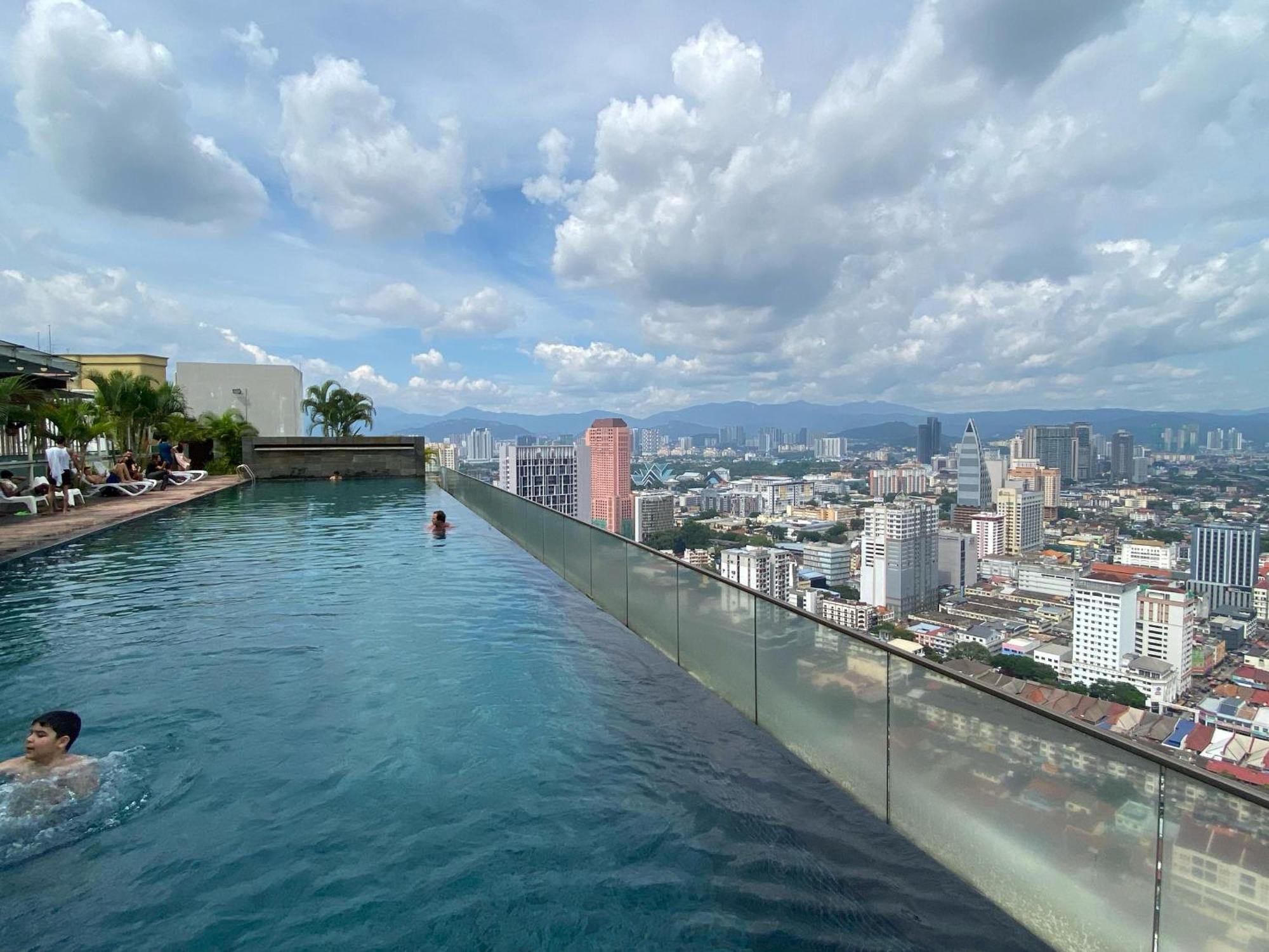 Infinity Skypool Asrama Kuala Lumpur